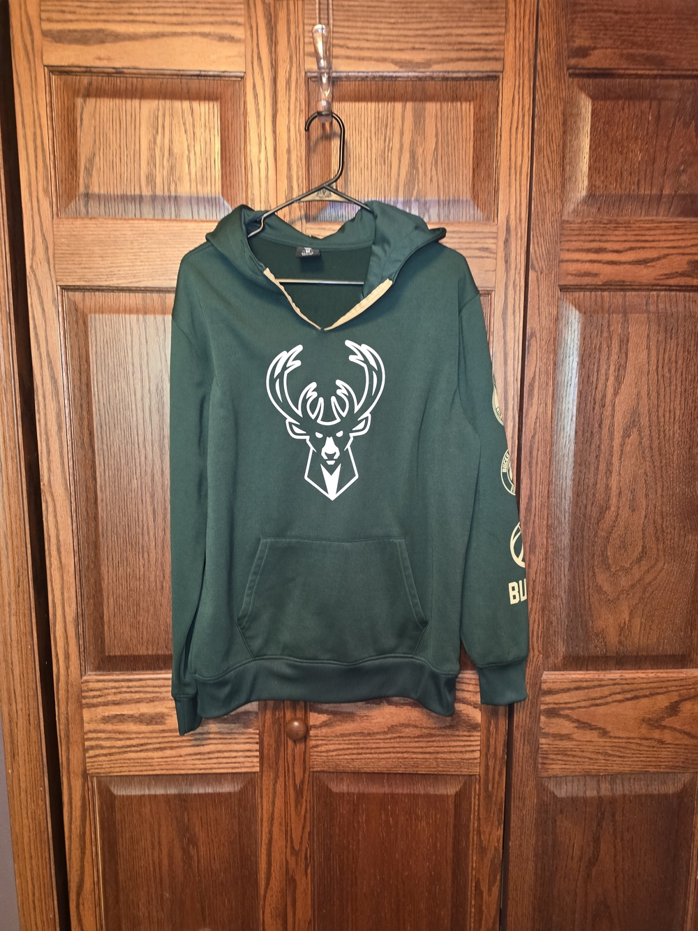 NBA Milwaukee Buck's Men's Dark Green Sweatshirt with White Deer Logo